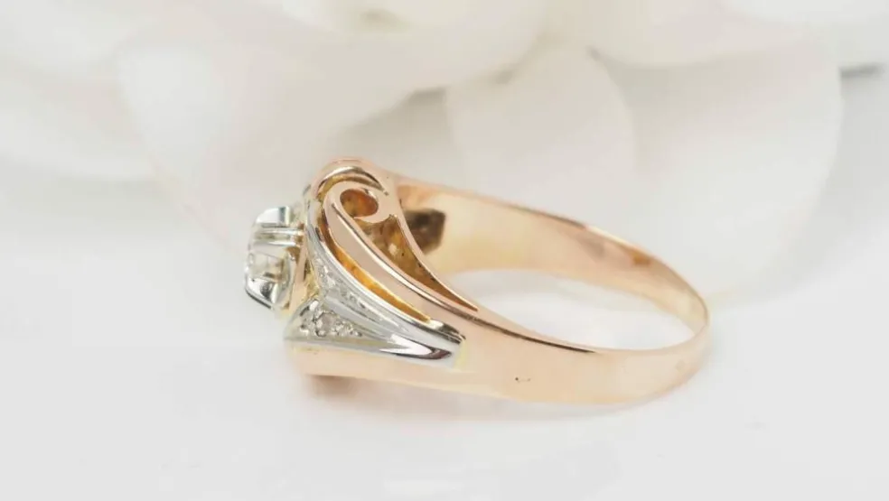 Bague ancienne en or bicolore et diamant