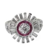 Bague ancienne en or blanc, rubis et diamants