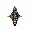 Bague ancienne en or jaune avec diamants roses en argent