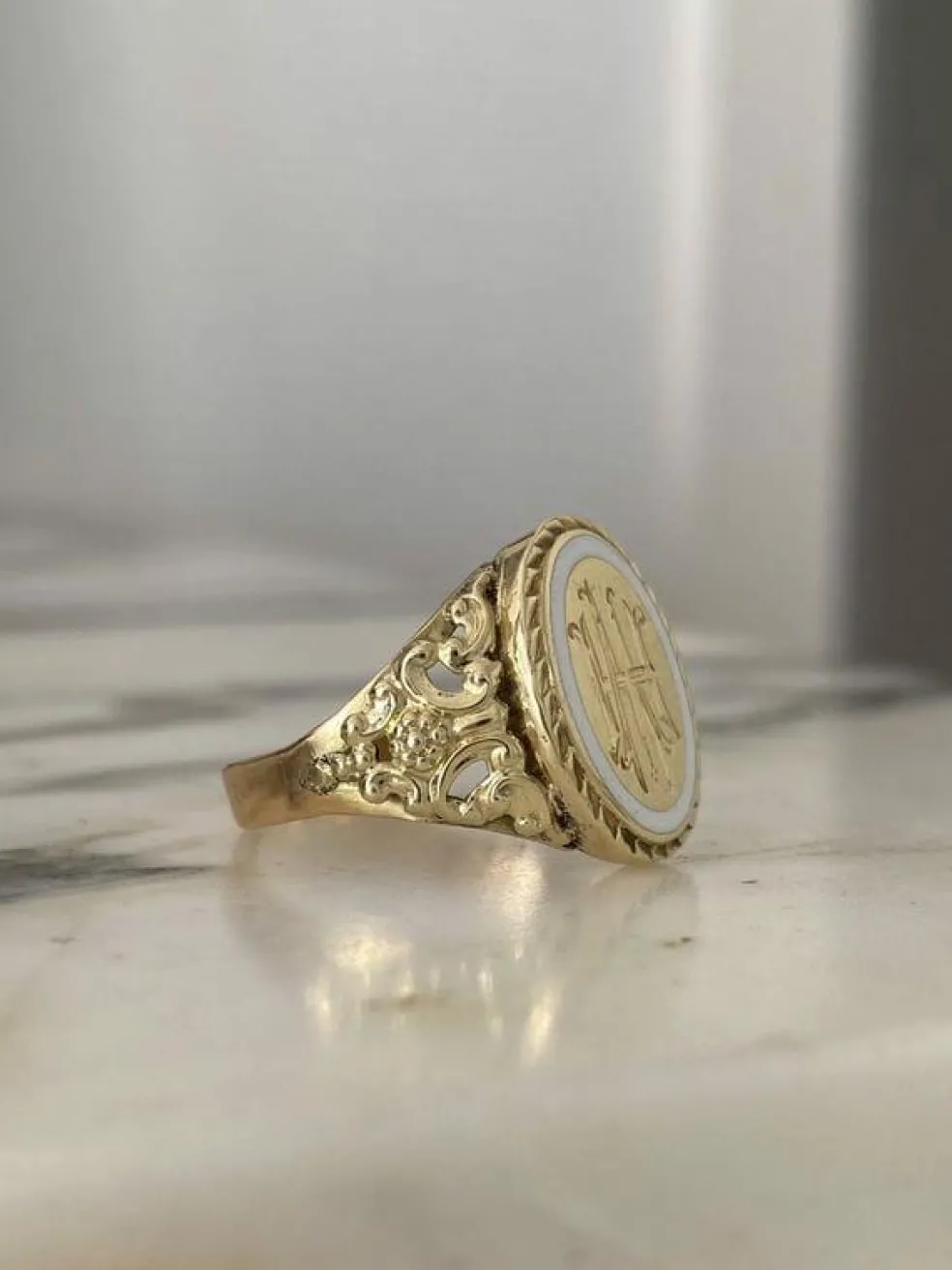 Bague ancienne en or jaune