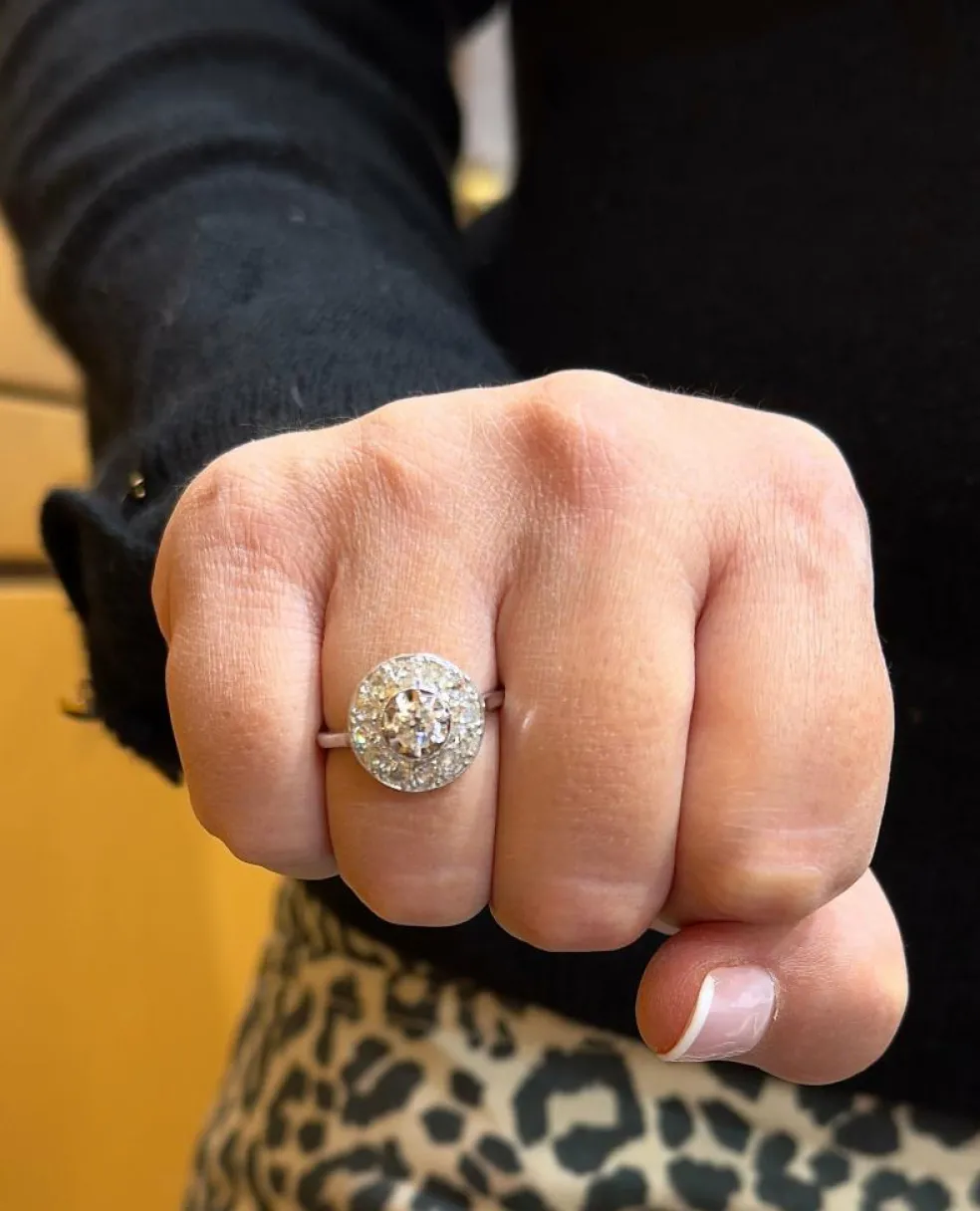 Bague ancienne en platine et diamants