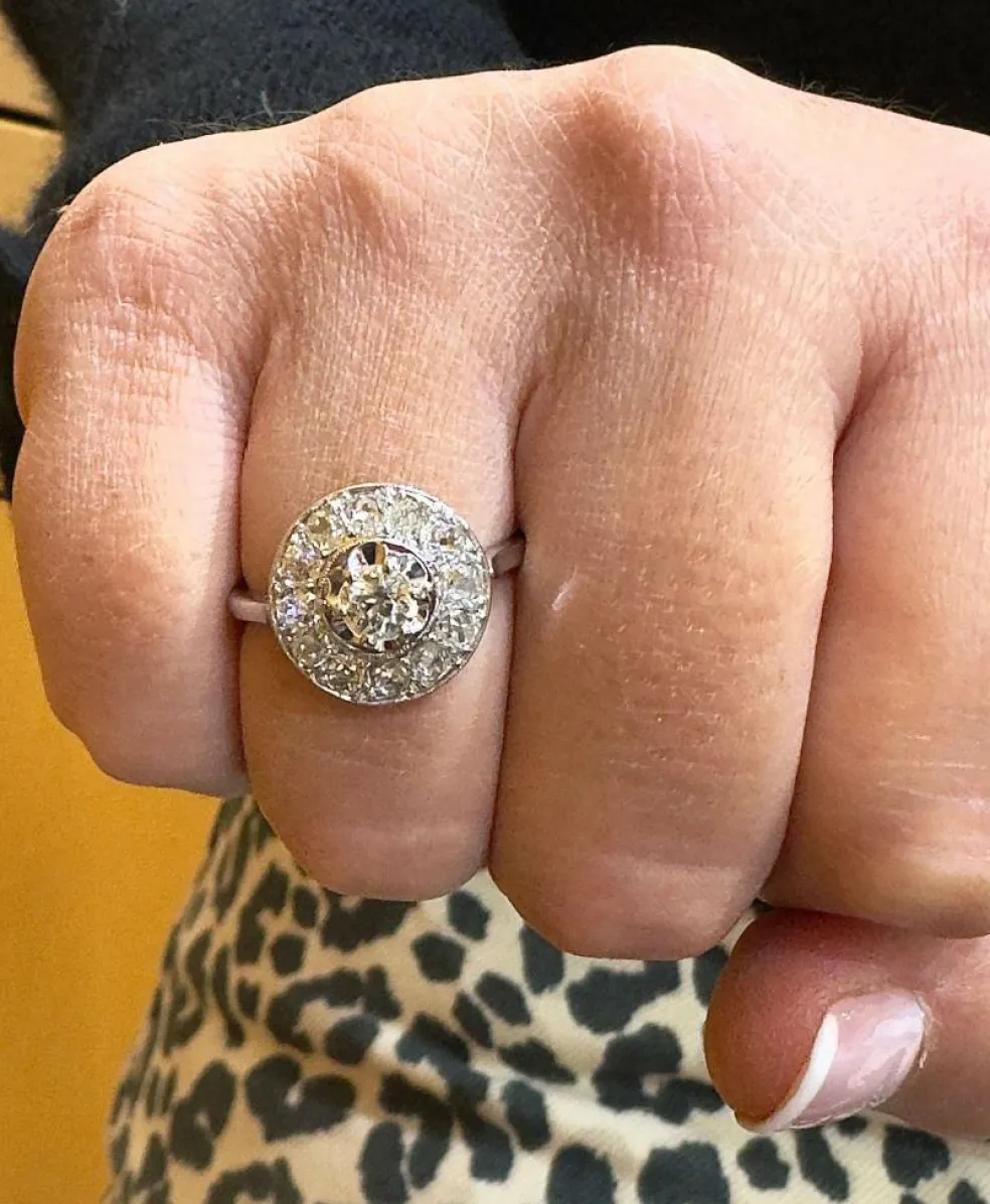Bague ancienne en platine et diamants