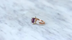 Bague Ancienne Grenat et Diamants sur Or Rose