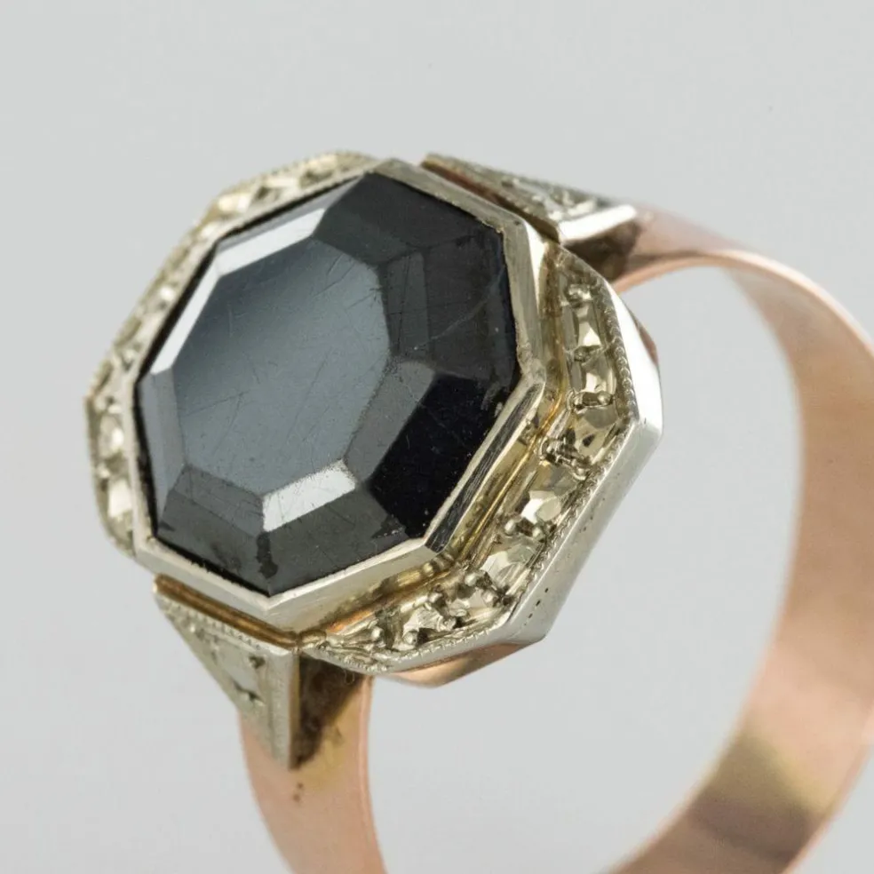 Bague ancienne hématite