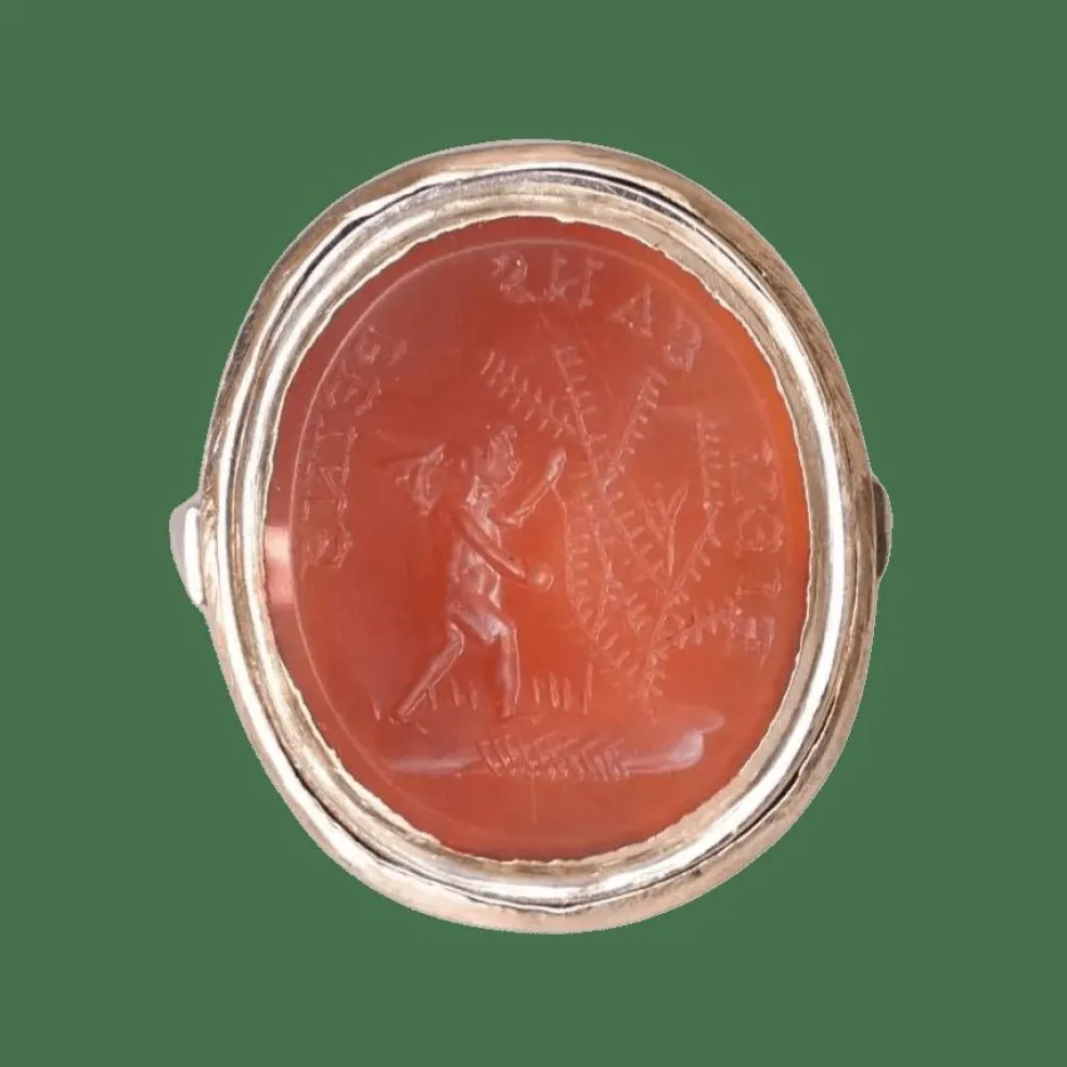 Bague Ancienne Intaille or rose cornaline