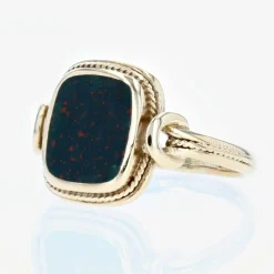Bague ancienne jaspe sanguin et or