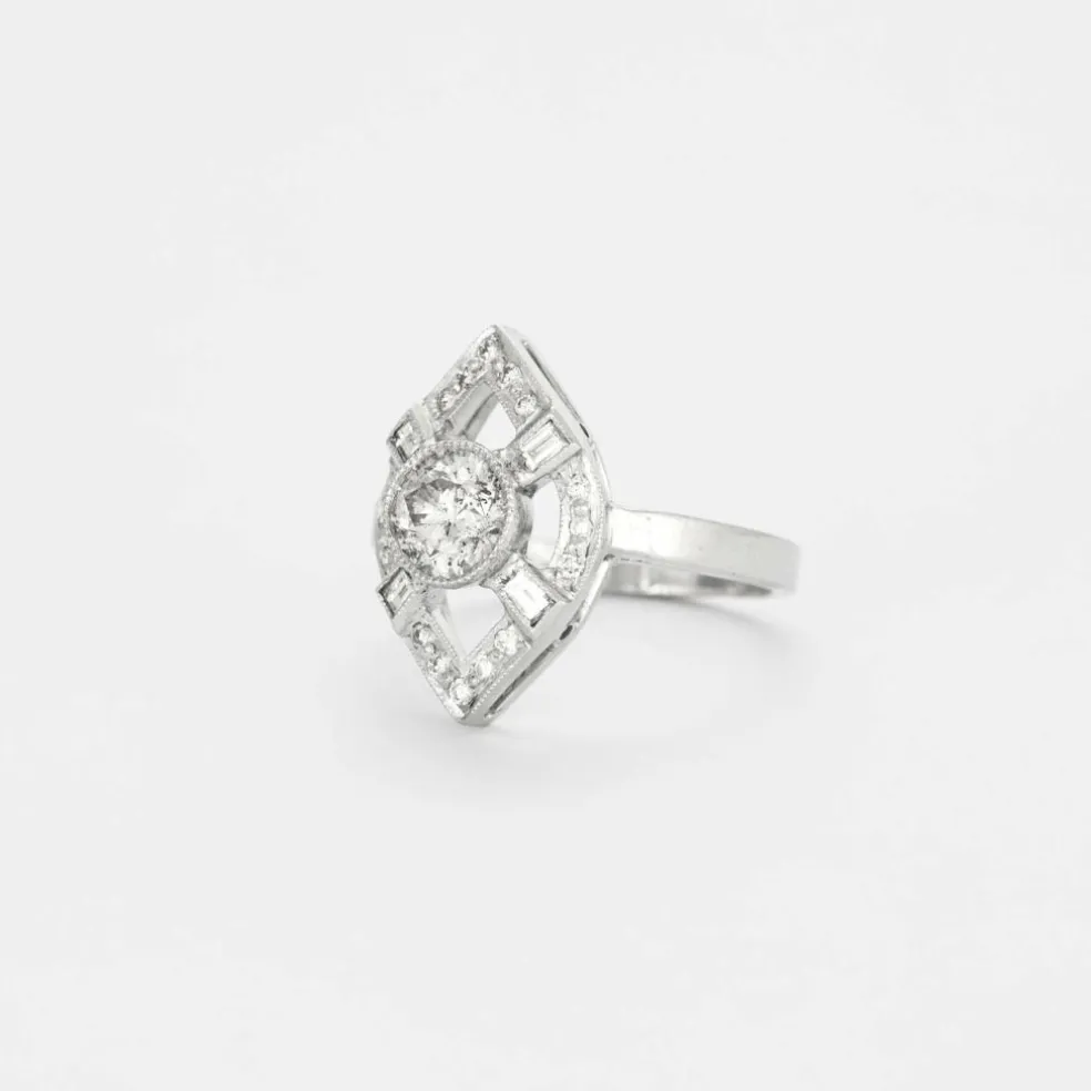Bague ancienne losangique diamants