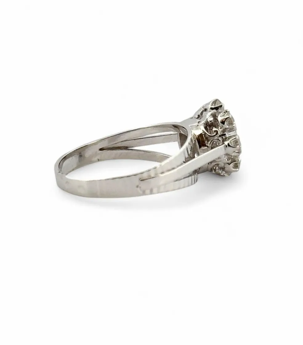 Bague ancienne marguerite or blanc et diamants