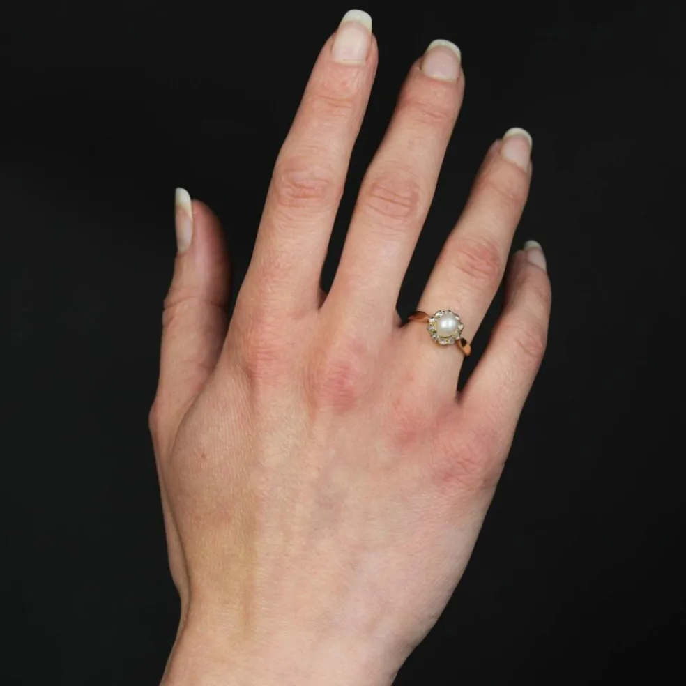 Bague ancienne marguerite perle fine et diamants