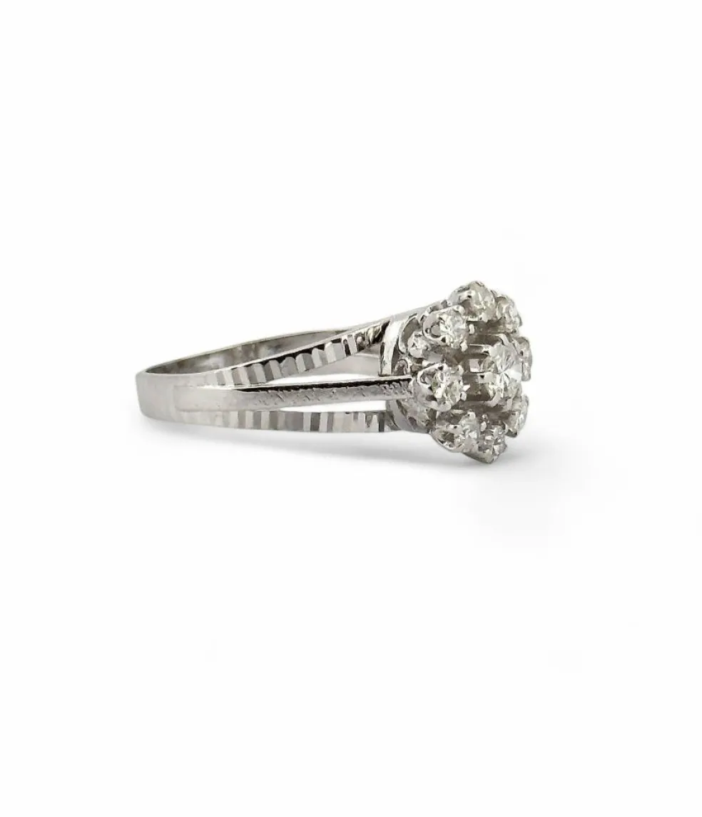 Bague ancienne marguerite or blanc et diamants