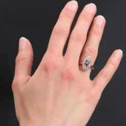 Bague ancienne marquise grenat et diamants