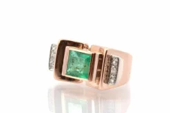 Bague ancienne émeraude et diamants en or