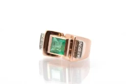Bague ancienne émeraude et diamants en or