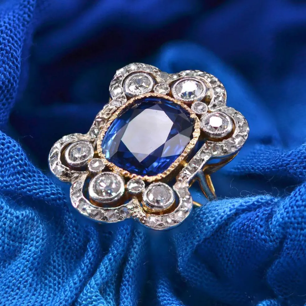 Bague ancienne Napoléon III saphir diamants