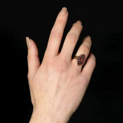 Bague ancienne navette grenats