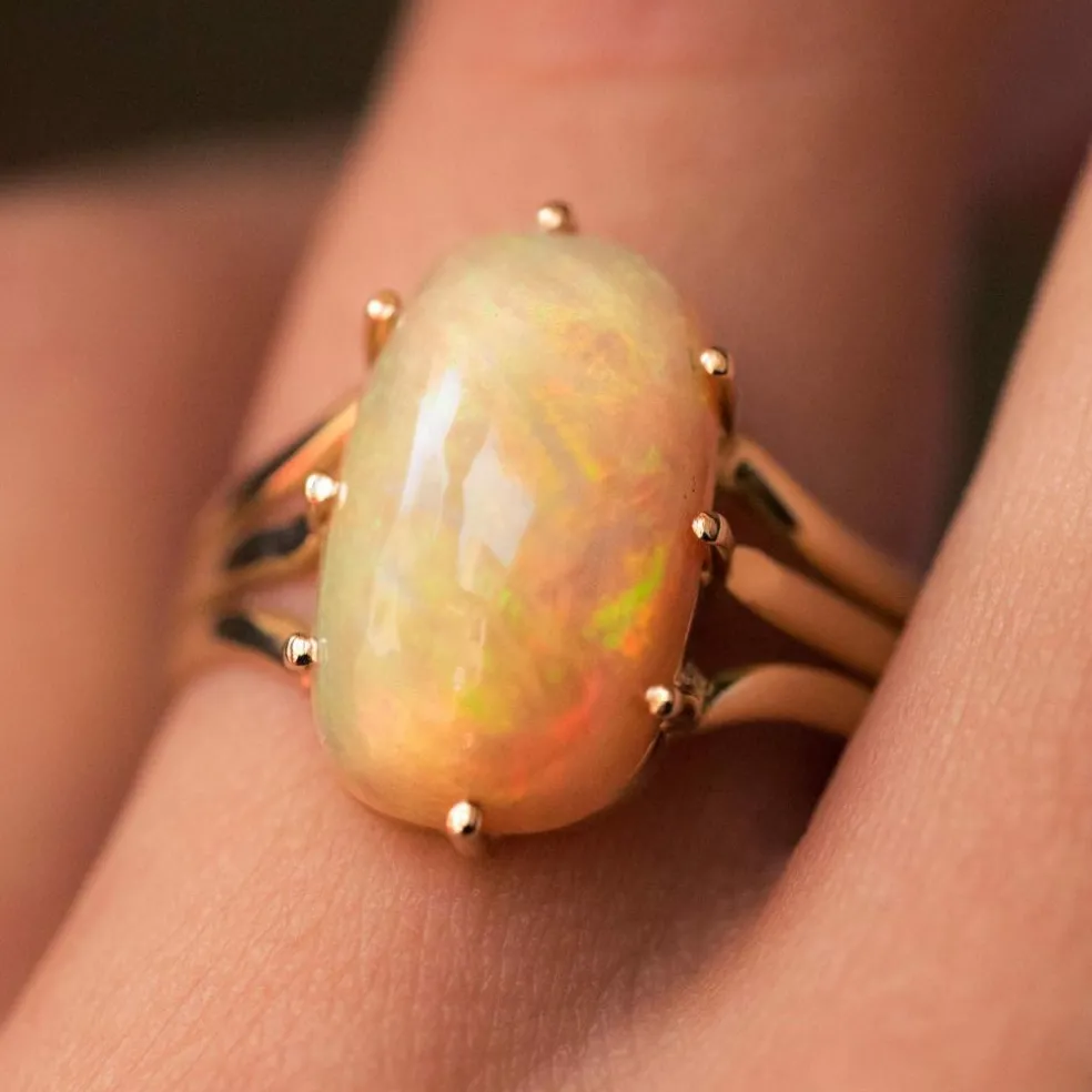 Bague ancienne Opale Australienne et Or
