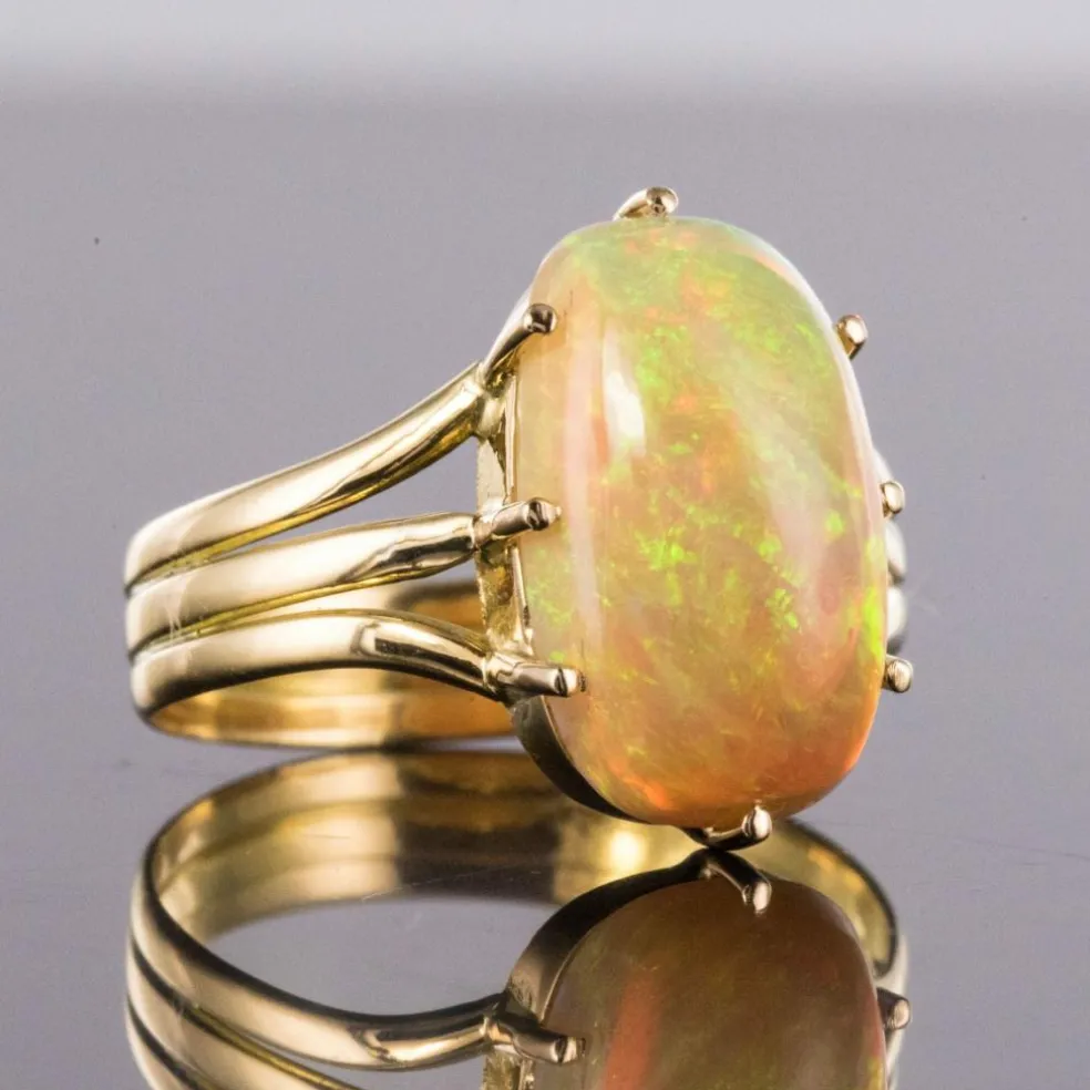 Bague ancienne Opale Australienne et Or