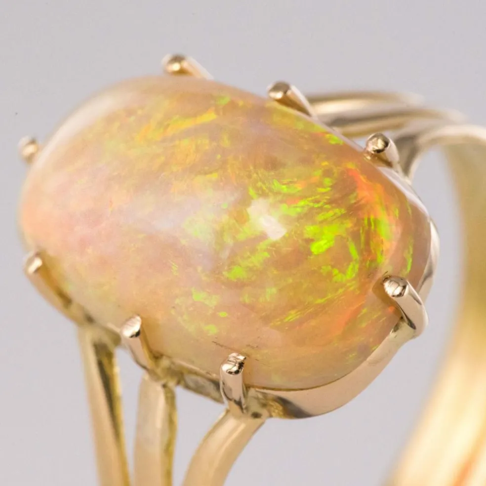 Bague ancienne Opale Australienne et Or