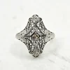 Bague ancienne or blanc diamants