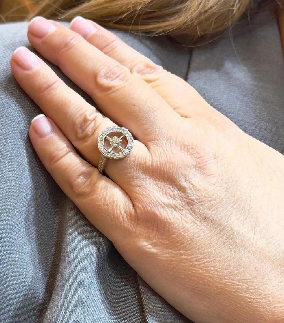 Bague ancienne or blanc et diamants