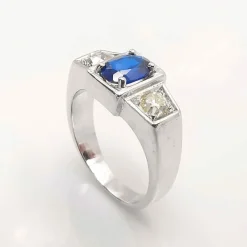 Bague ancienne or blanc saphir & diamants