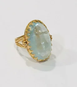Bague ancienne or jaune et aigue marine