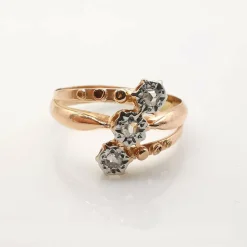 Bague ancienne or rose diamants