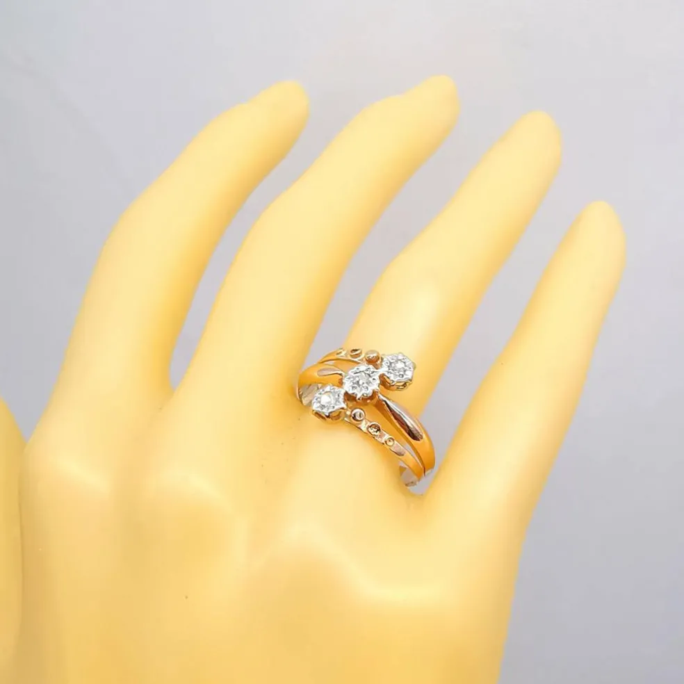 Bague ancienne or rose diamants