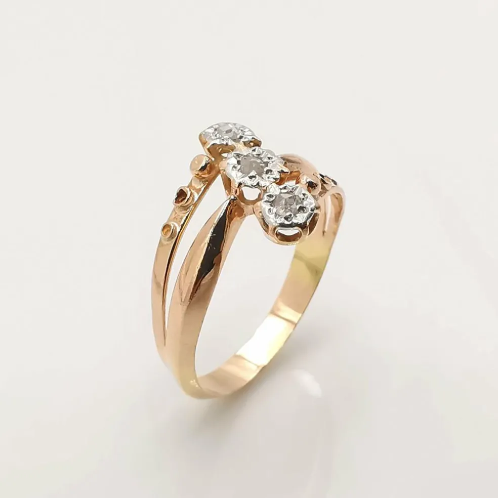Bague ancienne or rose diamants