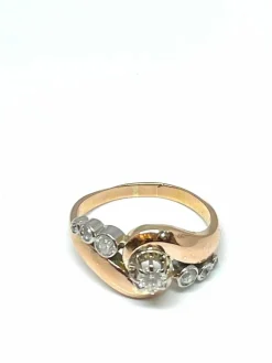 Bague ancienne or rose et blanc trilogie de diamants