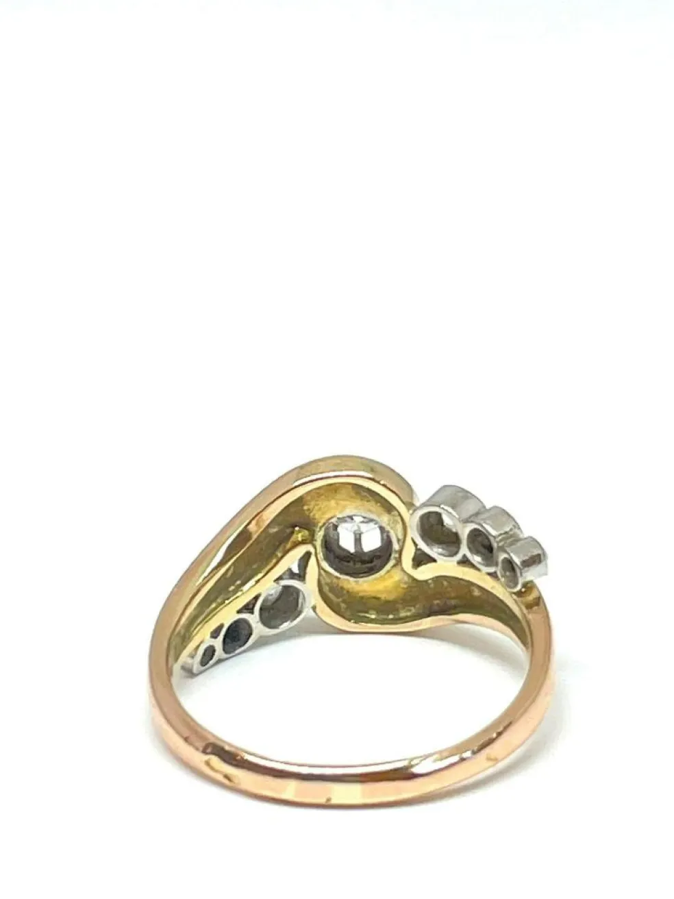 Bague ancienne or rose et blanc trilogie de diamants