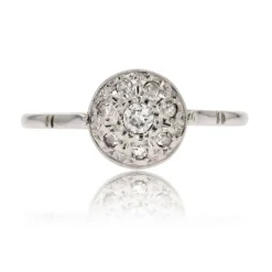 Bague ancienne pavage de diamants