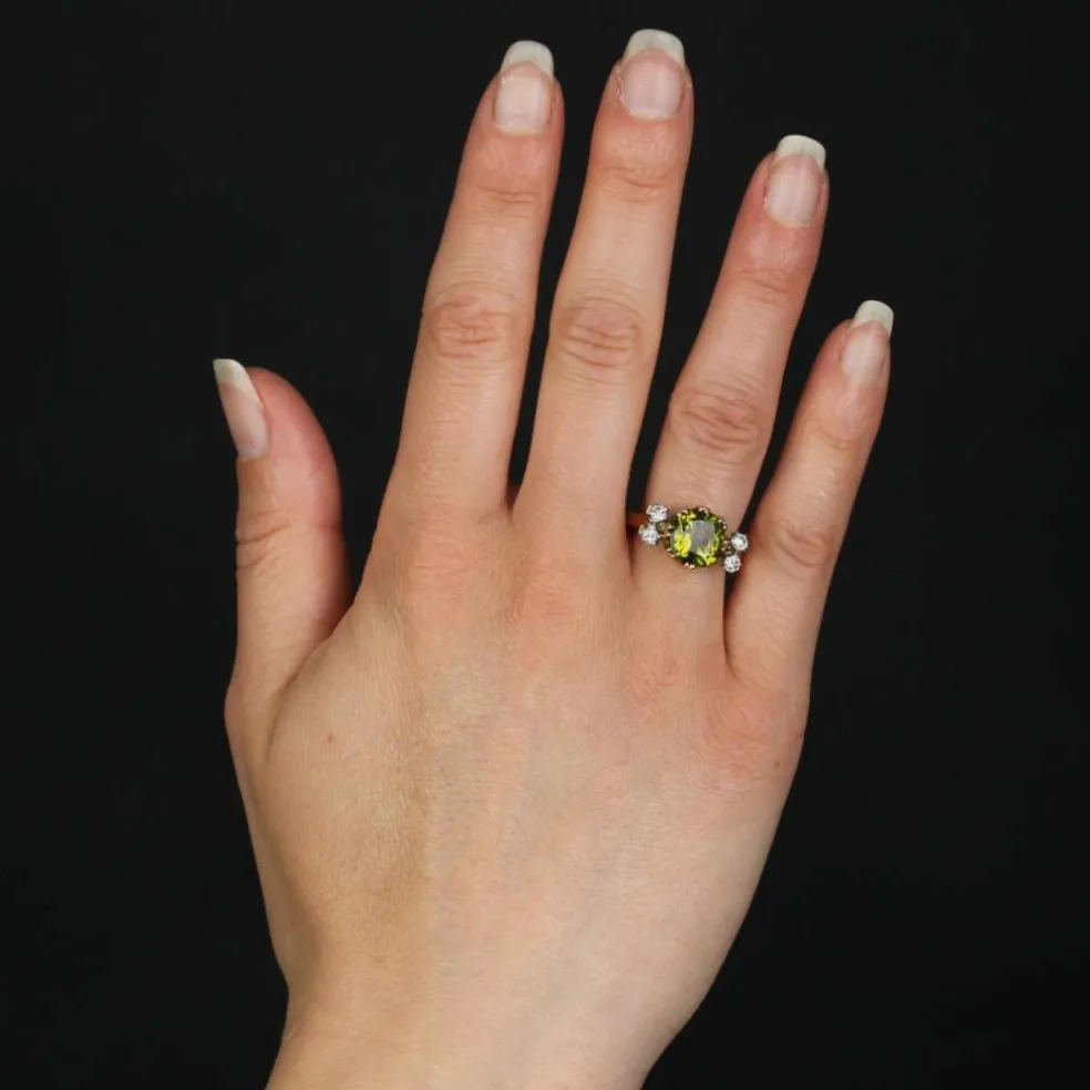 Bague ancienne péridot et diamants