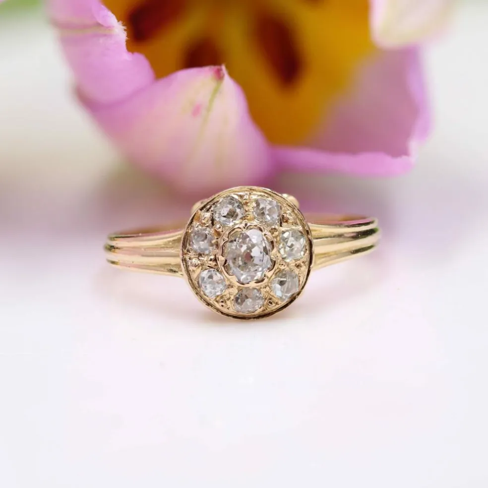 Bague ancienne ronde diamants