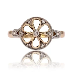 Bague ancienne rosace diamants taillés en rose