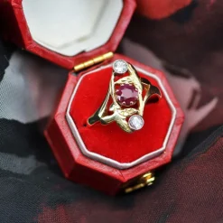 Bague ancienne rubis diamants Art nouveau