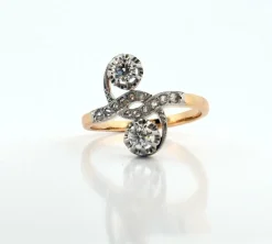 Bague ancienne toi et moi or et diamants