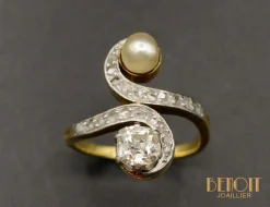 Bague ancienne Toi et Moi diamant perle Fine