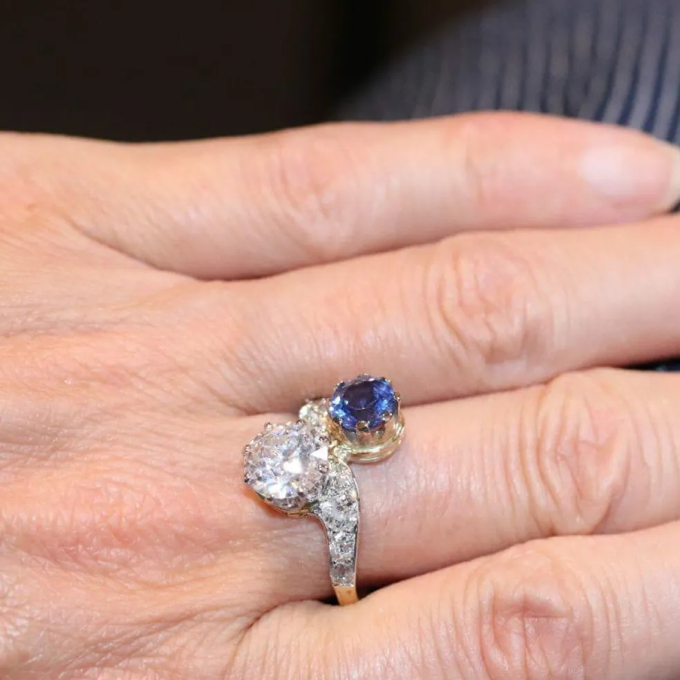 Bague ancienne toi et moi saphir et diamants