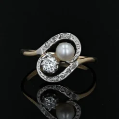 Bague ancienne tourbillon et duo perle fine diamant