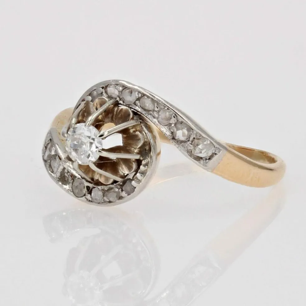 Bague ancienne tourbillon diamants