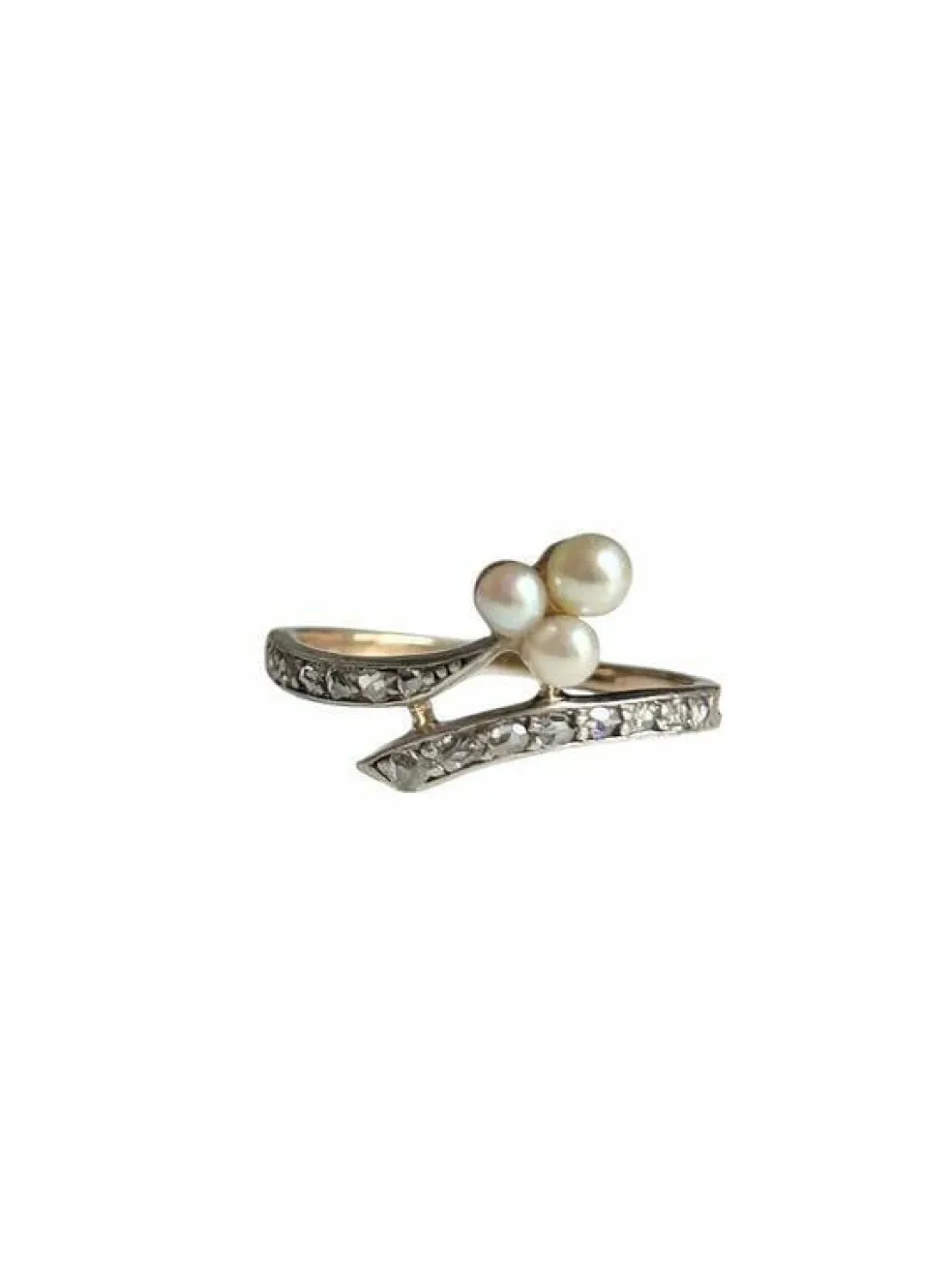Bague ancienne trèfle en or jaune et argent