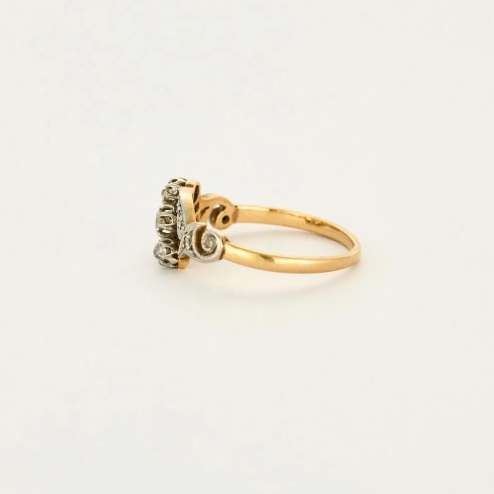 Bague ancienne trilogie diamants or jaune et platine