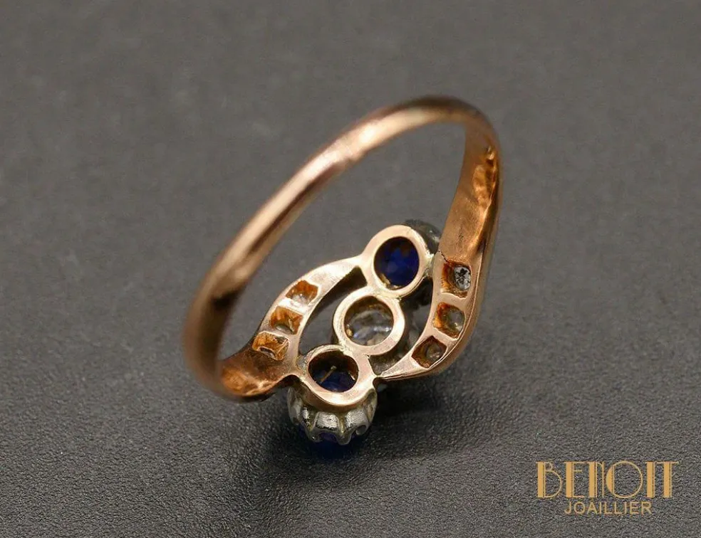 Bague Ancienne Trio Saphirs et Diamant