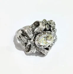 Bague années 50 diamants