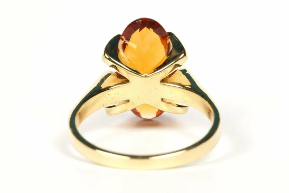 Bague années 70 en or jaune citrine