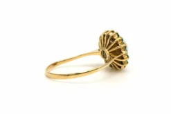 Bague Années 70 en or jaune 18 carats sertie d'une perle et de turquoises