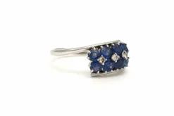 Bague Années 50 en platine sertie de saphirs et de diamants