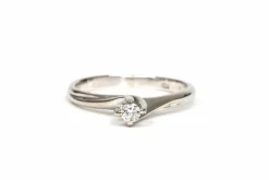Bague Années 70 or blanc diamant