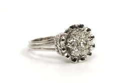 Bague années 50 or blanc, diamants (+-0.39ct)